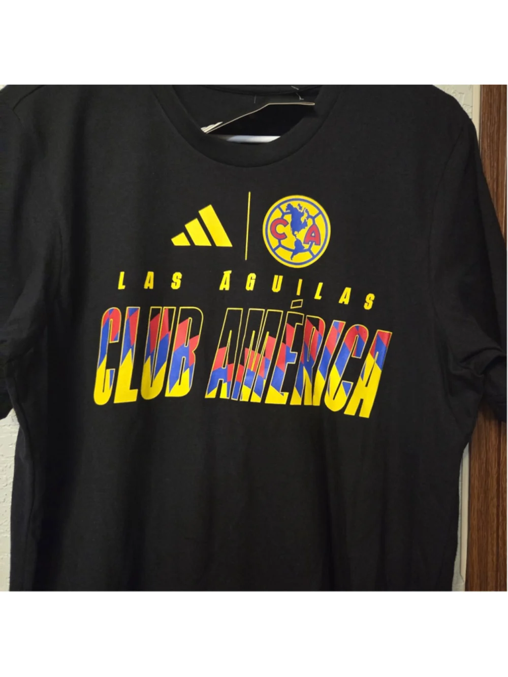 Men's Adidas Club America Las Aguilas Graphic T-Shirt Black Yellow medium size